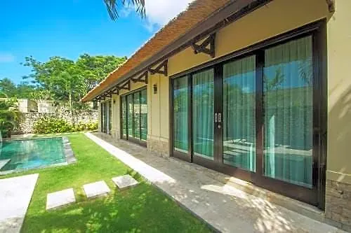 Hillstone Bali ホテル